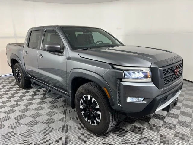2022 Nissan Frontier PRO-4X Crew Cab 4X4's photo