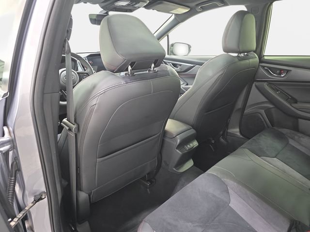 Used 2023 Ice Silver Metallic Subaru Limited image 12