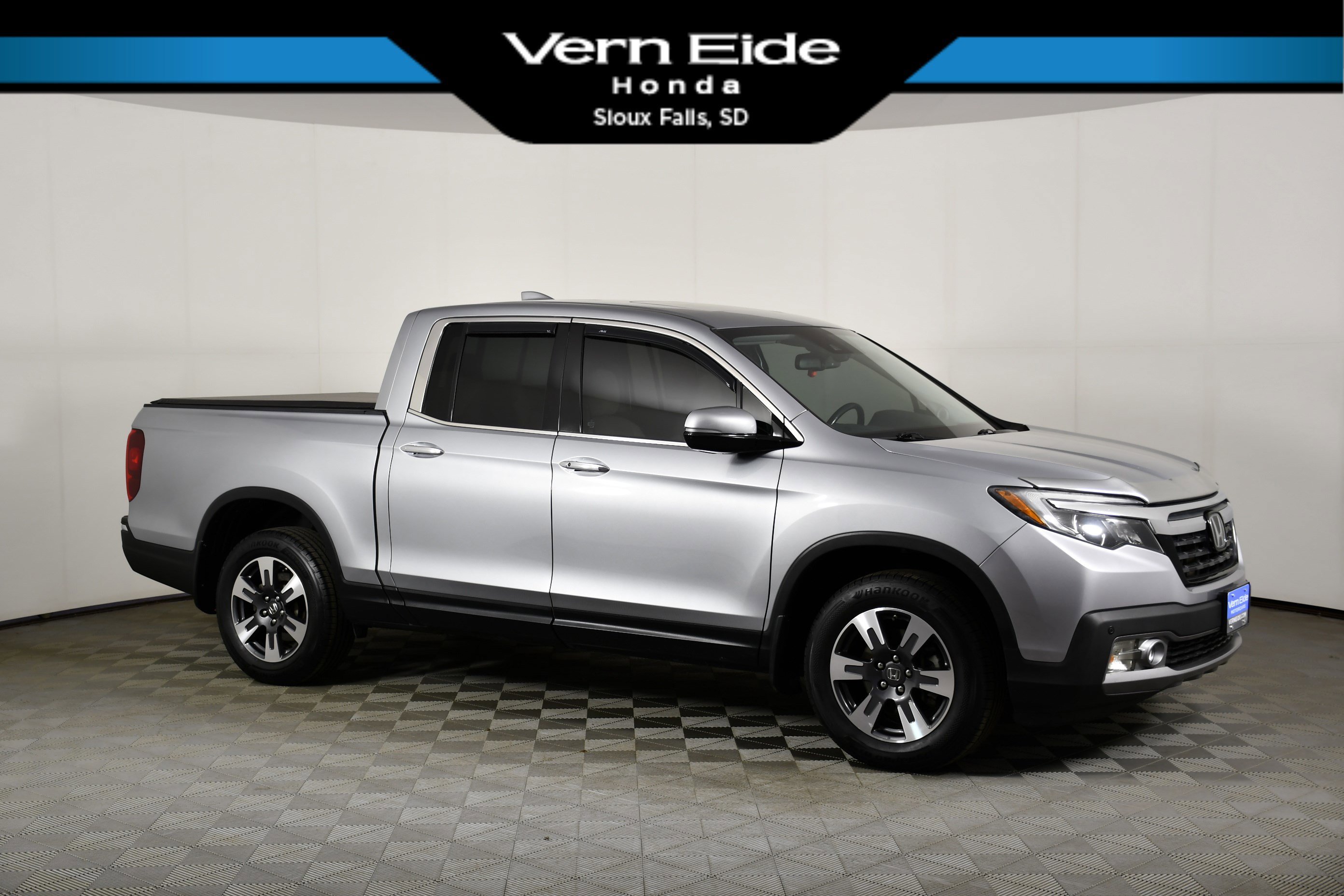 2019 Honda Ridgeline RTL-E AWD's photo