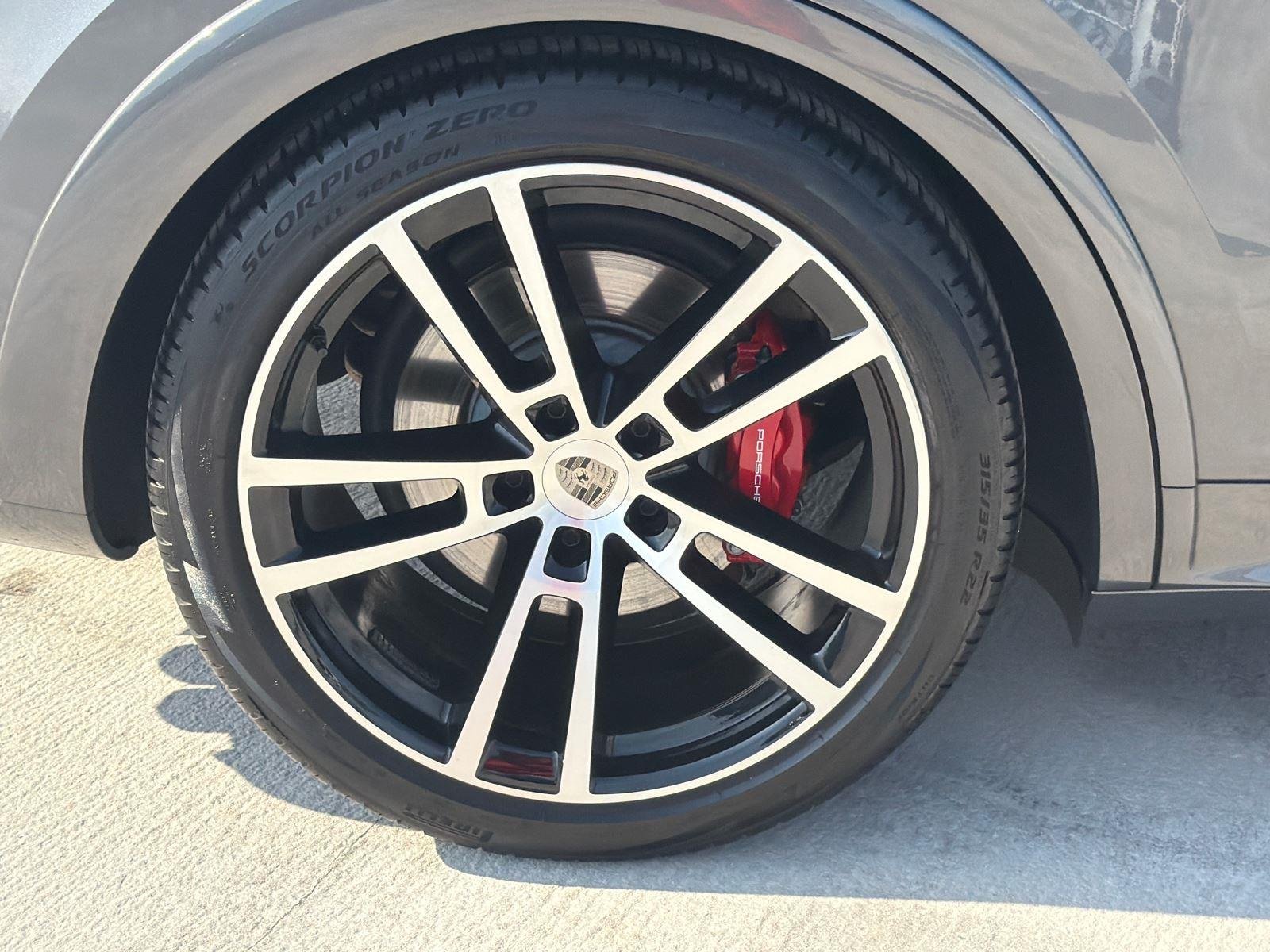 Used 2024 Black Porsche S E-Hybrid image 17