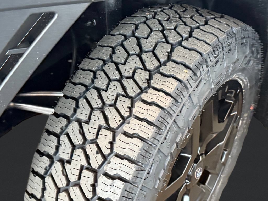 New 2026 ICE SILVER METALLIC Subaru Wilderness image 23