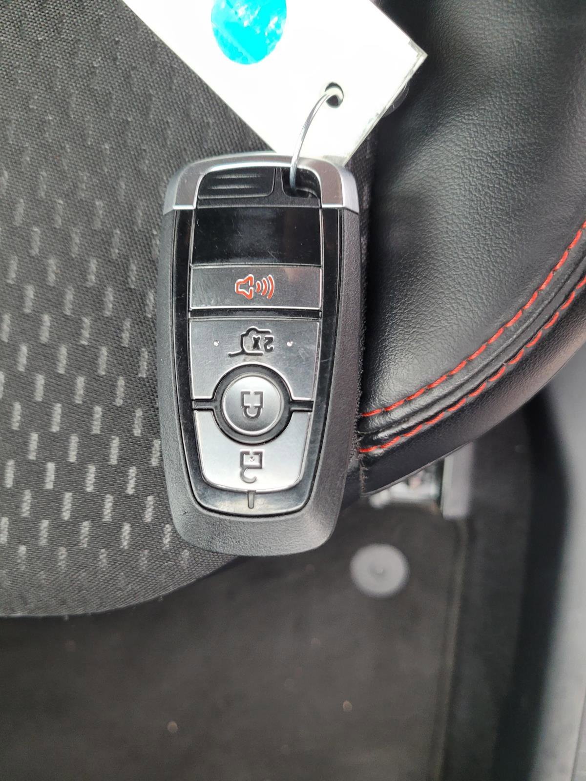 Used 2025 Black Metallic Ford ST-Line image 28