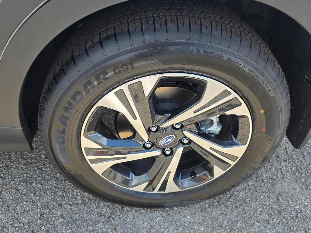 2025 Subaru Crosstrek Premium - Photo 6