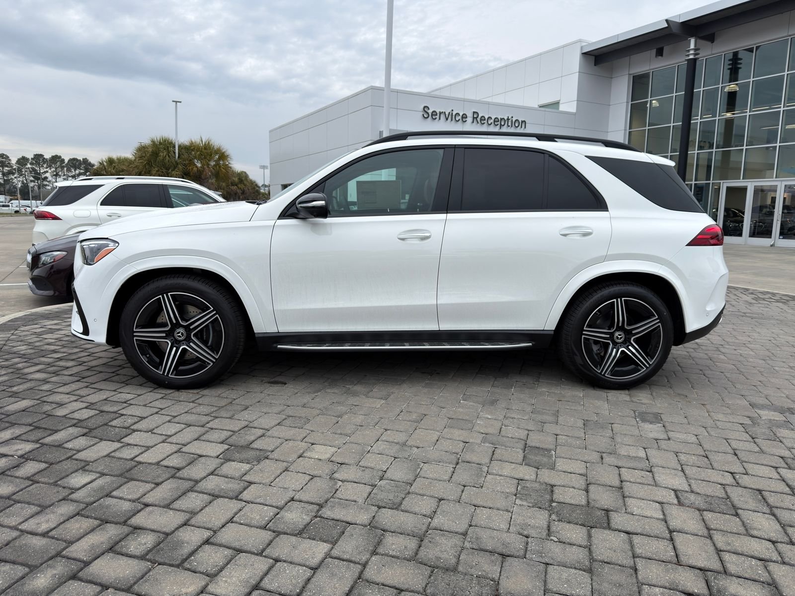 New 2026 Polar White Mercedes-Benz GLE 450 image 11