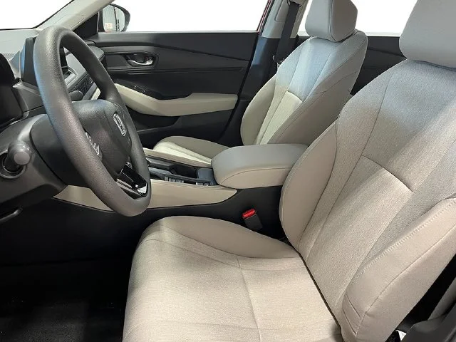 New 2026 Platinum White Pearl Honda LX image 13