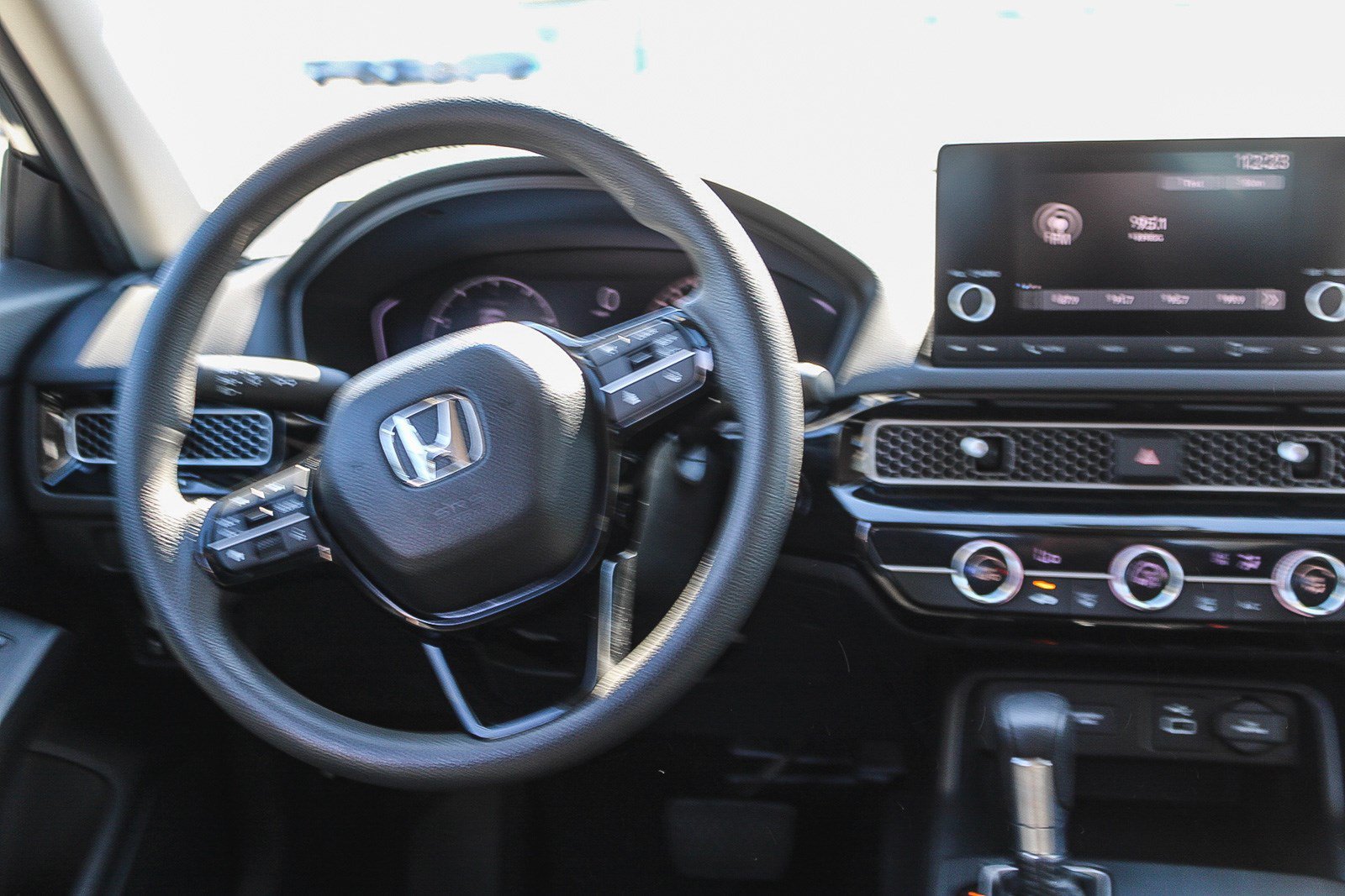 2024 Honda Civic LX - Photo 14