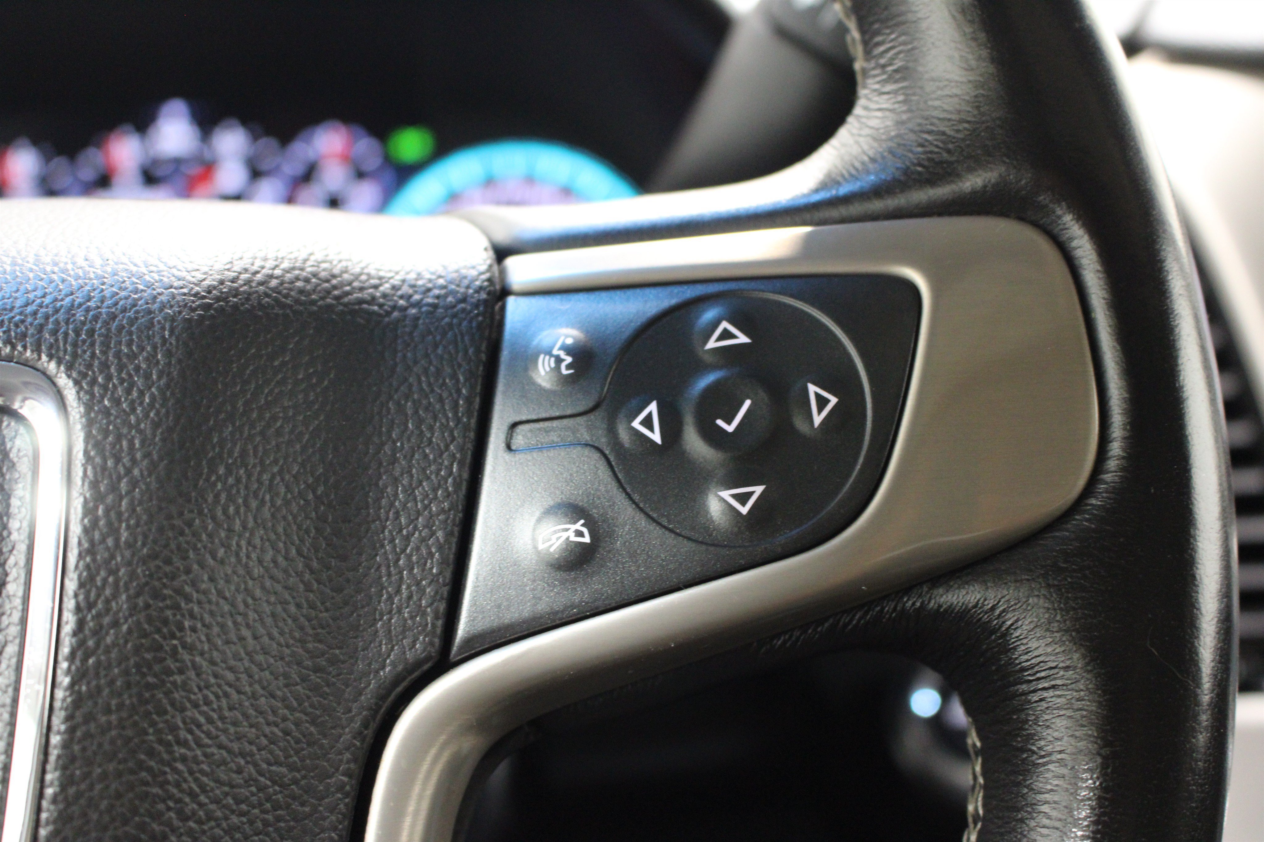 Used 2018 Onyx Black GMC Denali image 14