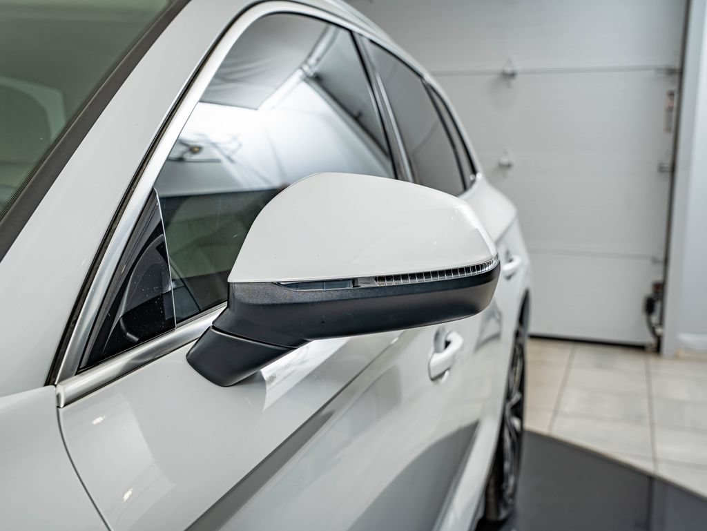 Used 2023 Glacier White Metallic Audi 45 S line Premium image 9