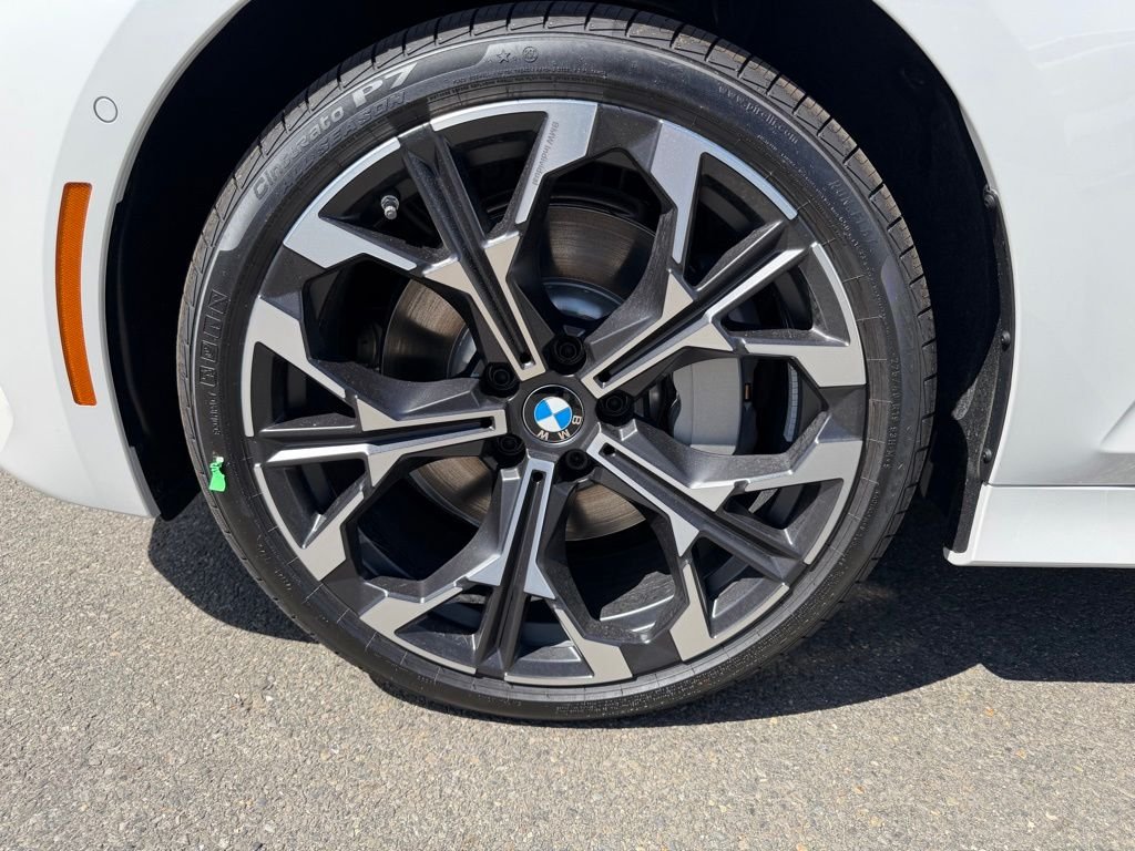 New 2026 Mineral White Metallic BMW 330i xDrive image 6