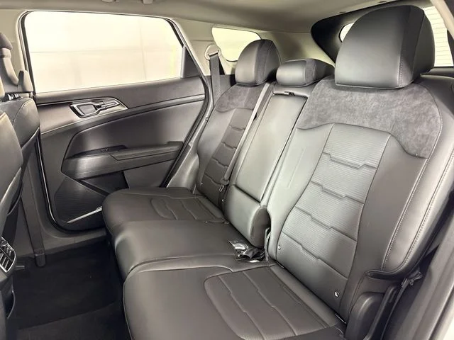 New 2026 Glacial White Pearl Kia SX Prestige image 23