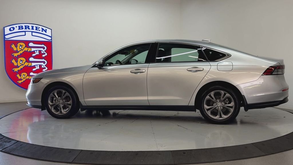 Used 2024 Silver Honda EX image 7