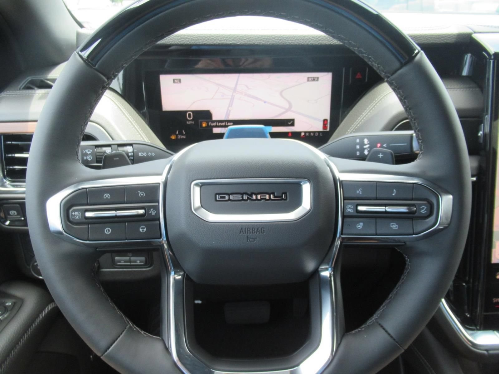 2026 GMC Yukon Denali - Photo 27