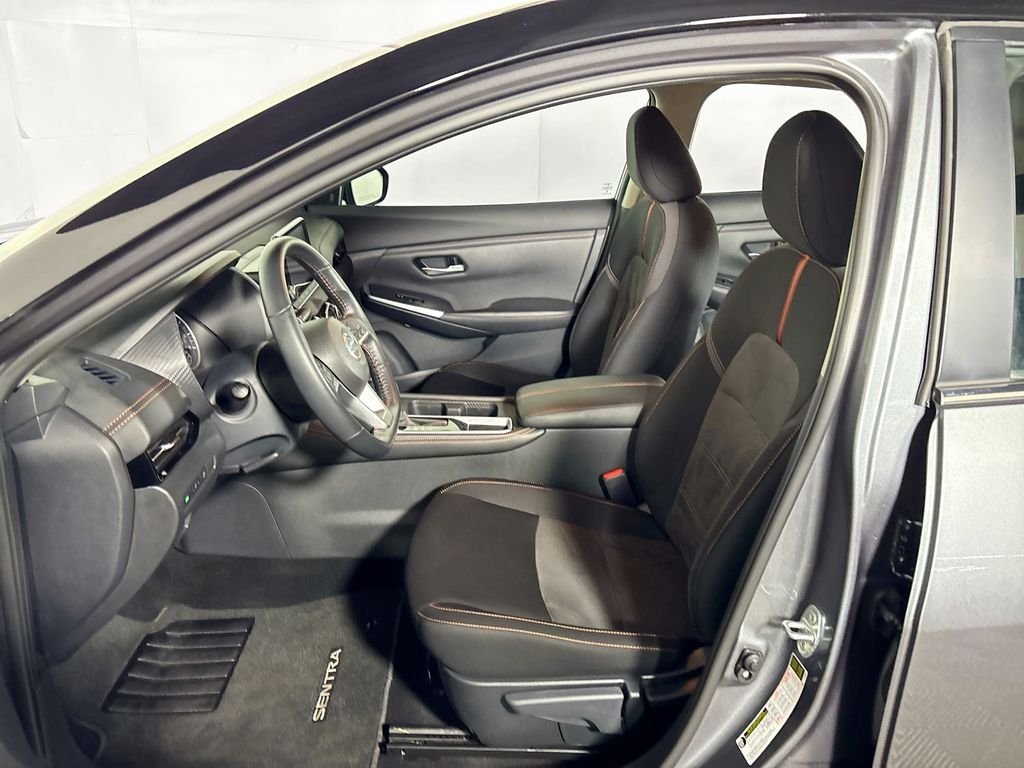 Used 2022 Gray Nissan SR image 11