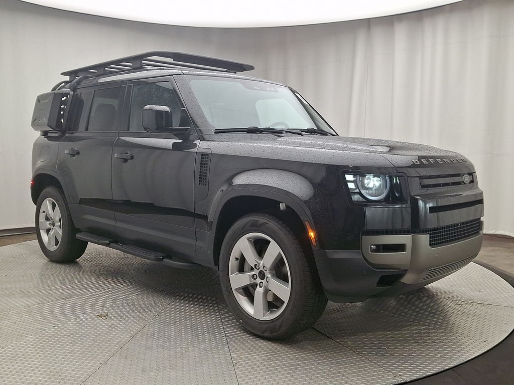 New 2026 Santorini Black Land Rover S image 2