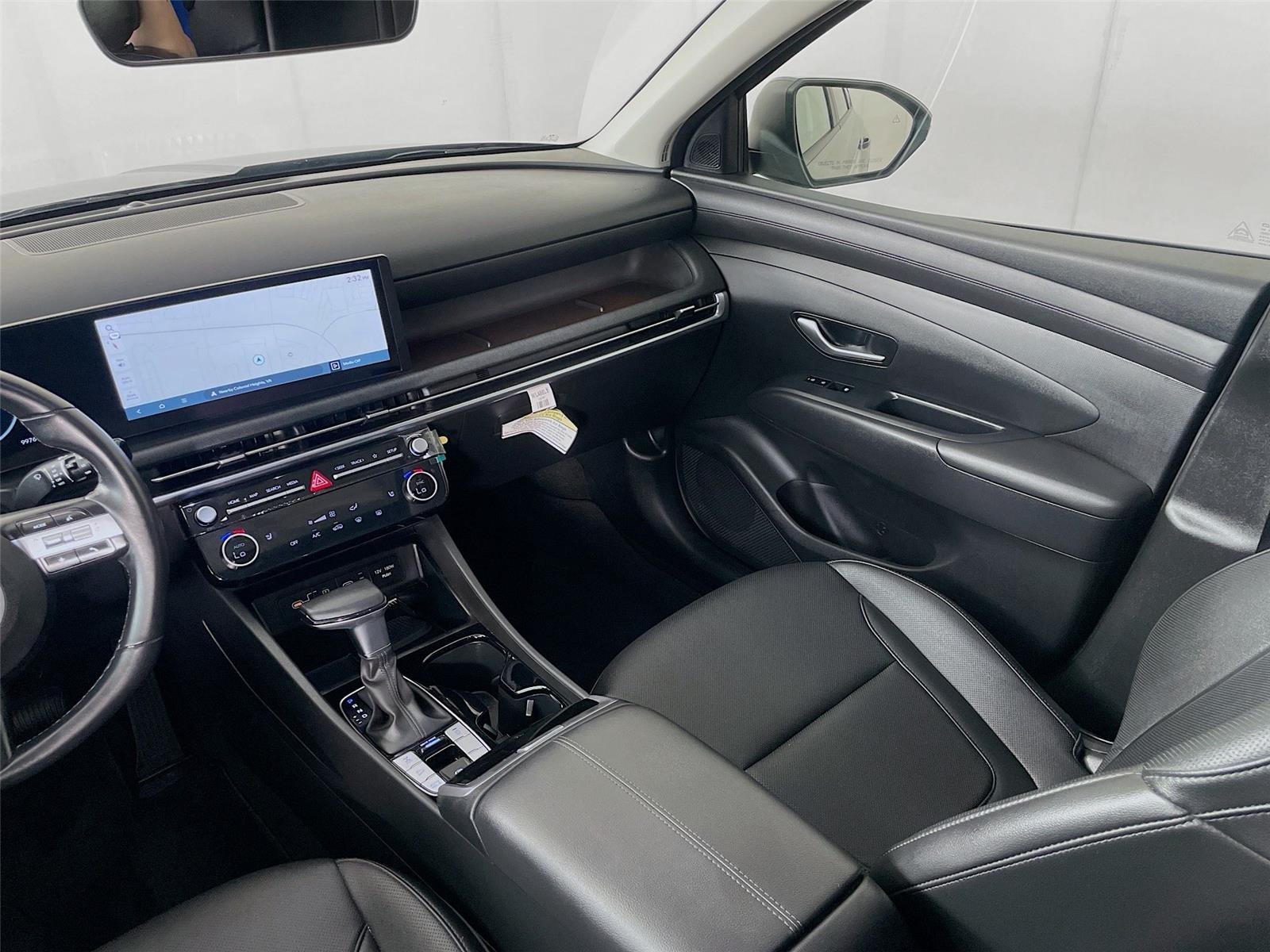 Used 2025 Ecotronic Gray Hyundai SEL Convenience image 26