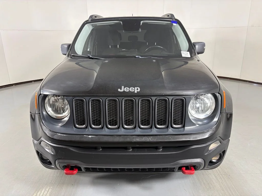 Used 2016 Black Jeep Trailhawk image 3