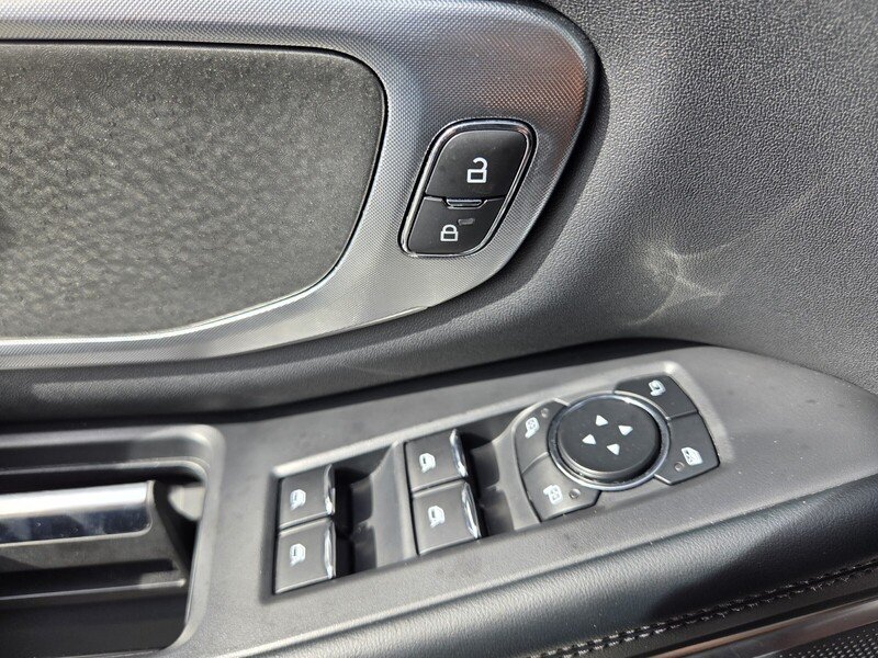 Used 2025 White Metallic FORD TREMOR 4X4 image 26