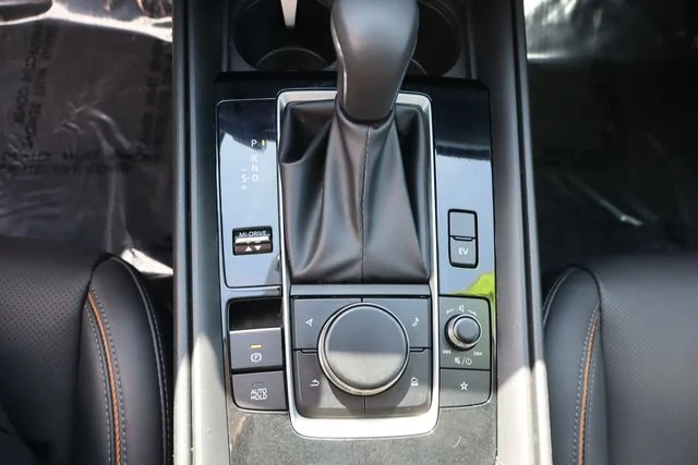 Used 2025 Machine Gray Mazda Premium image 35