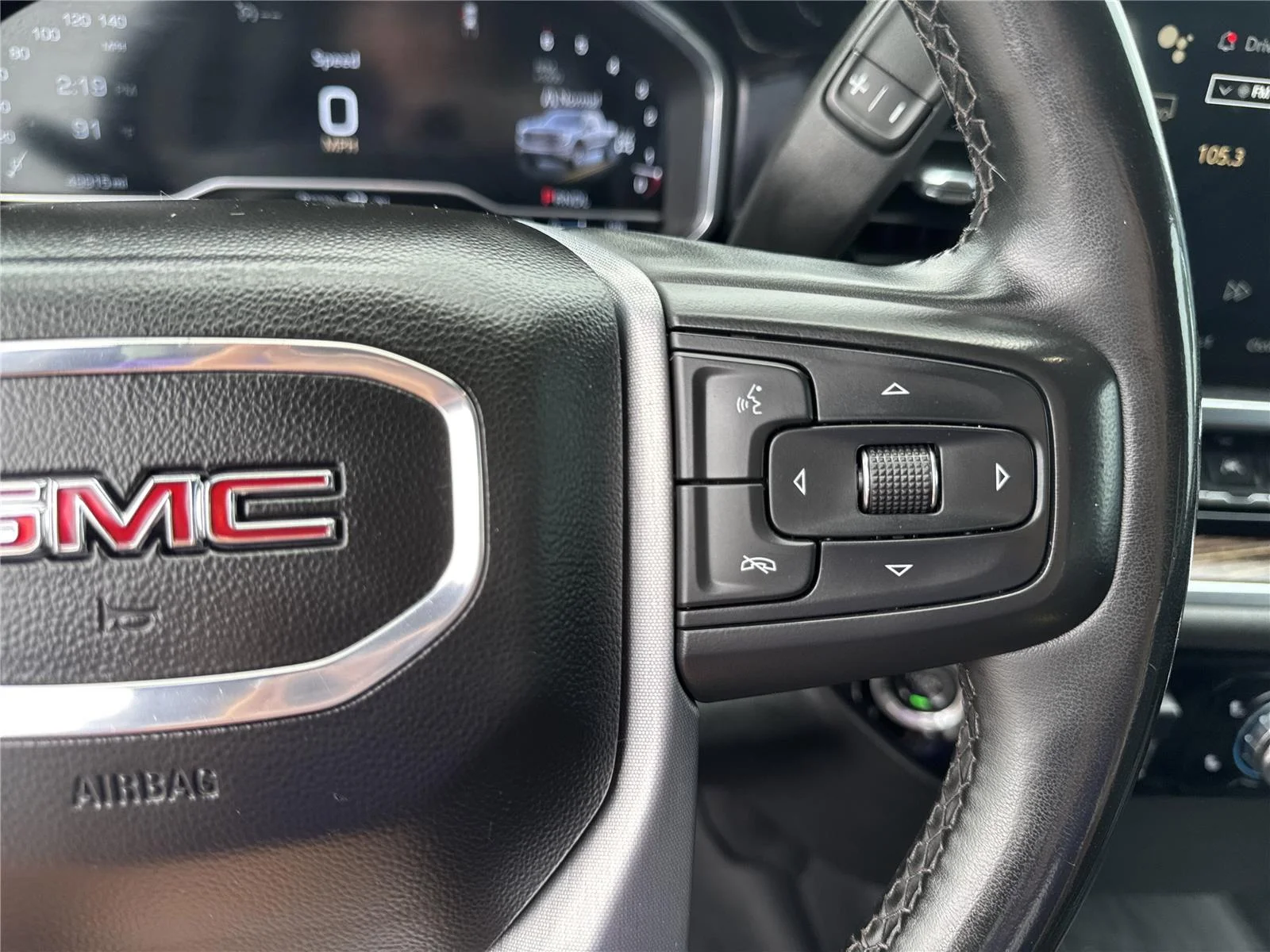 Used 2023 Summit White GMC SLE image 22