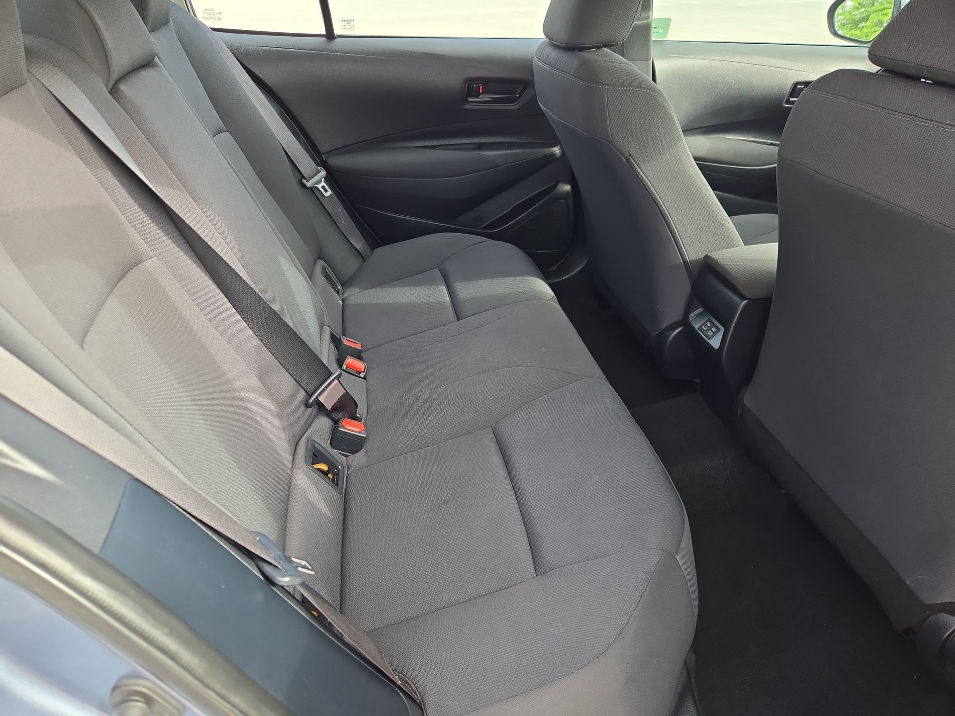 Used 2024 Celestite Toyota LE image 27