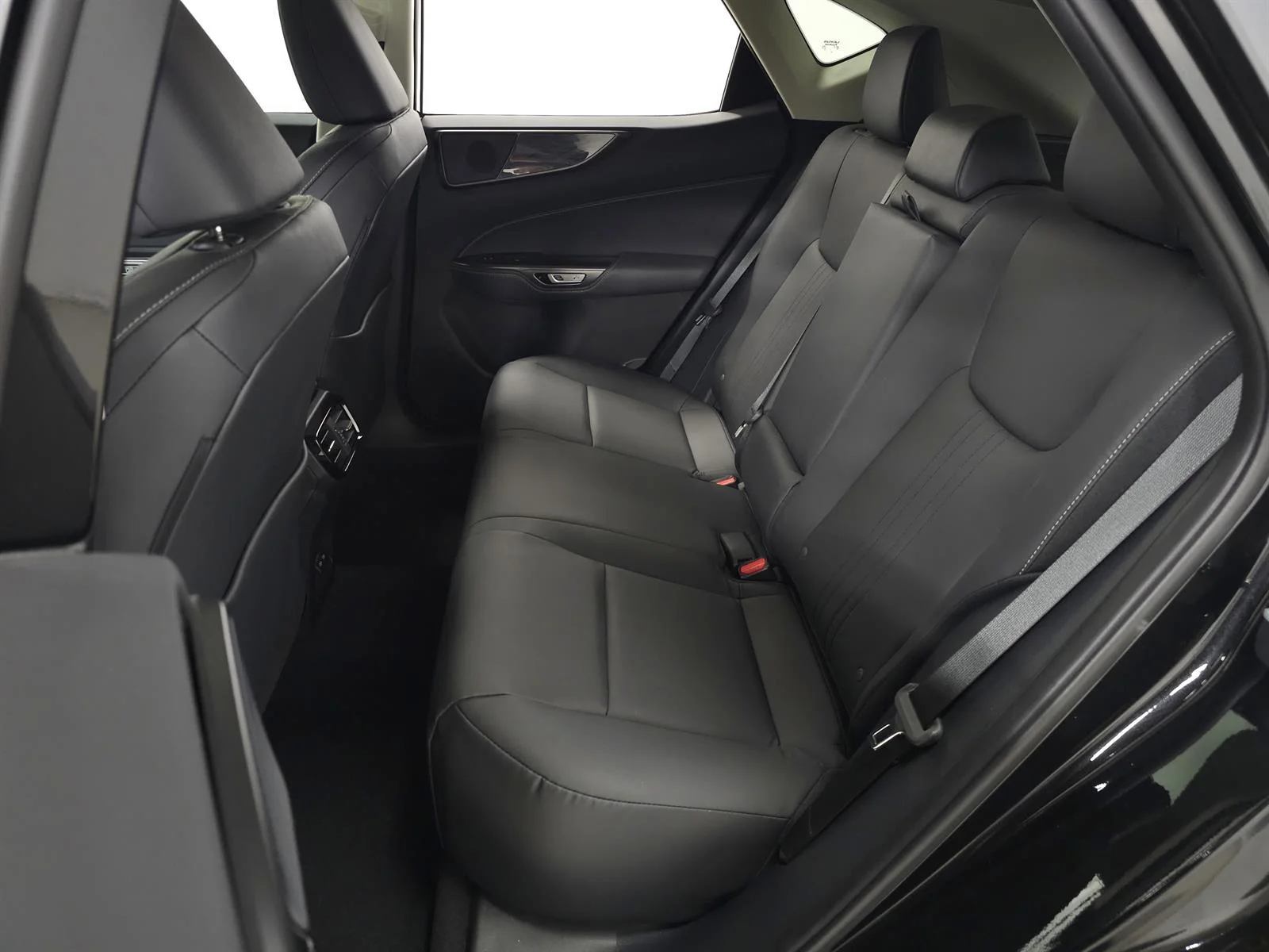 Certified Used 2024 Caviar Lexus PREMIUM image 31