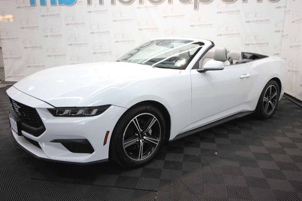 Used 2024 White Ford EcoBoost Premium image 12