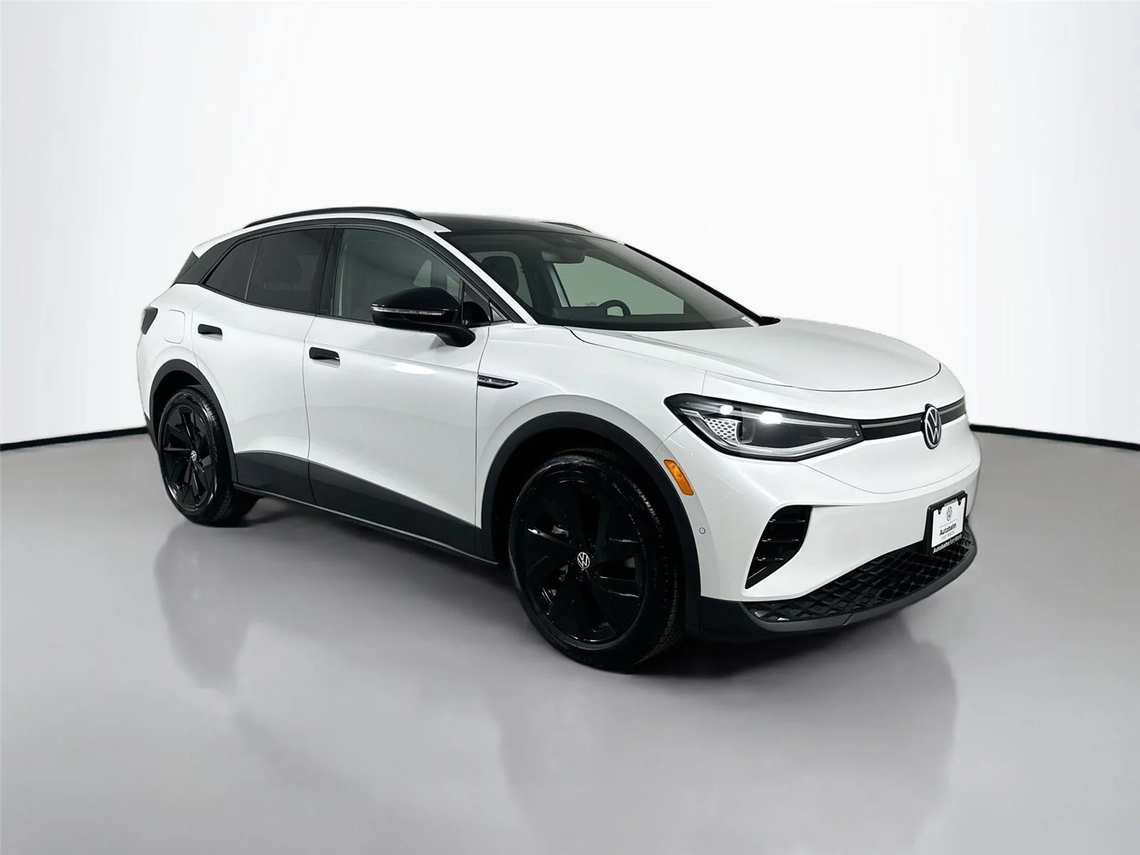 New 2025 opal white pearl Volkswagen Pro S image 3