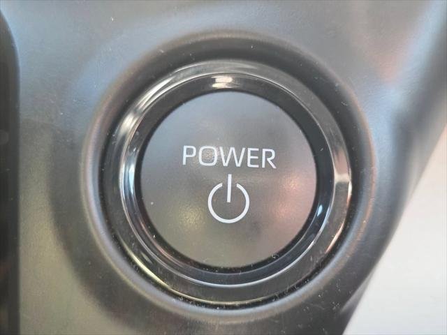 Certified Used 2025 MAGNETIC GRAY MET. Toyota  image 35