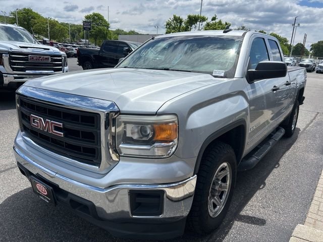 Used 2015 Silver GMC Base image 4