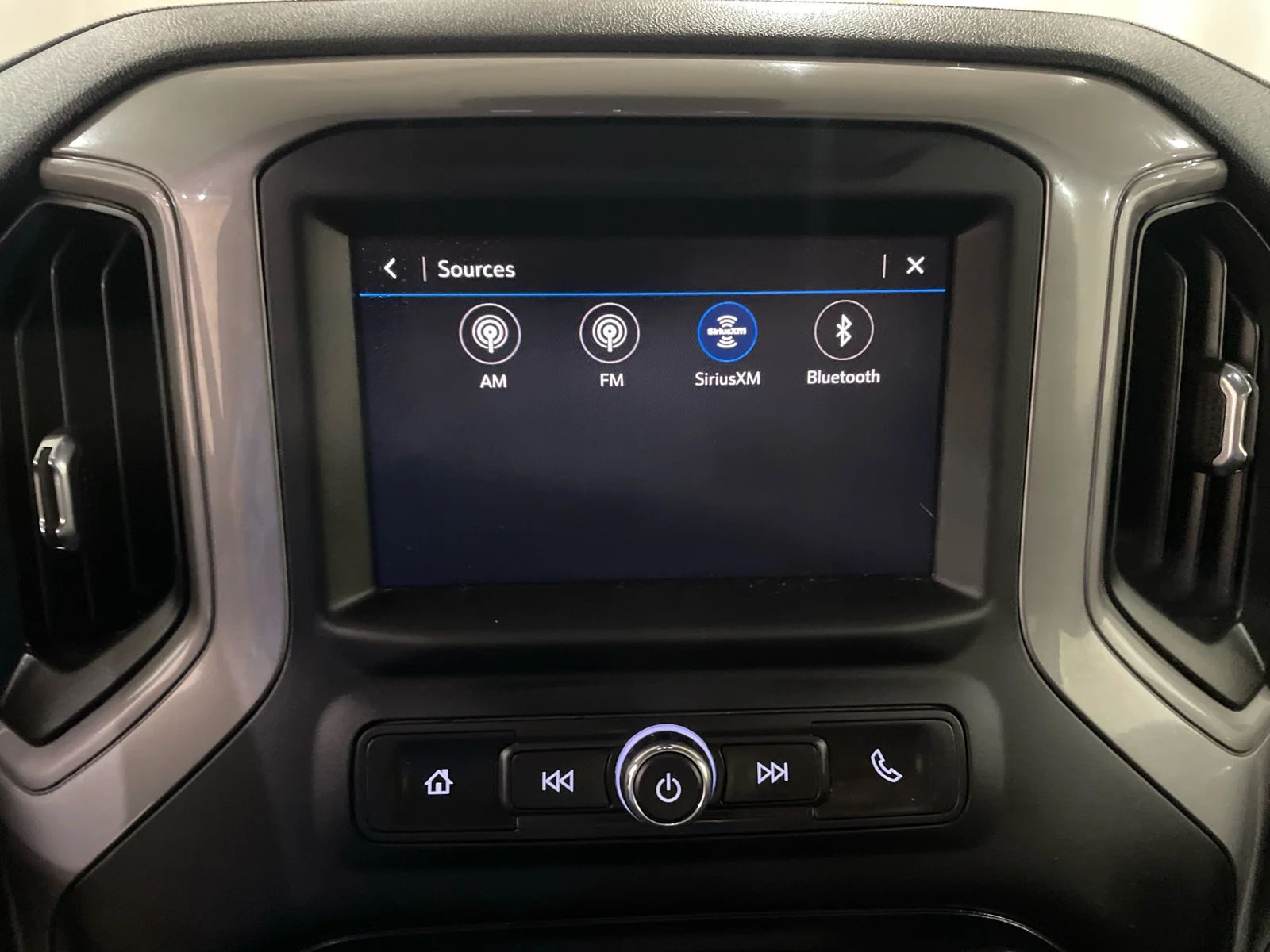Used 2022 GLACIER BLUE METALLIC Chevrolet Custom image 16