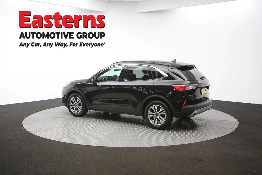 Used 2021 Black Ford SEL image 61