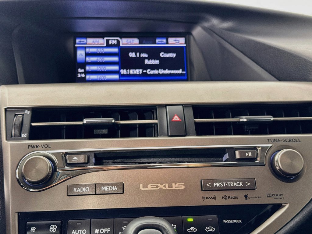 Used 2015 Silver Lexus 350 image 17