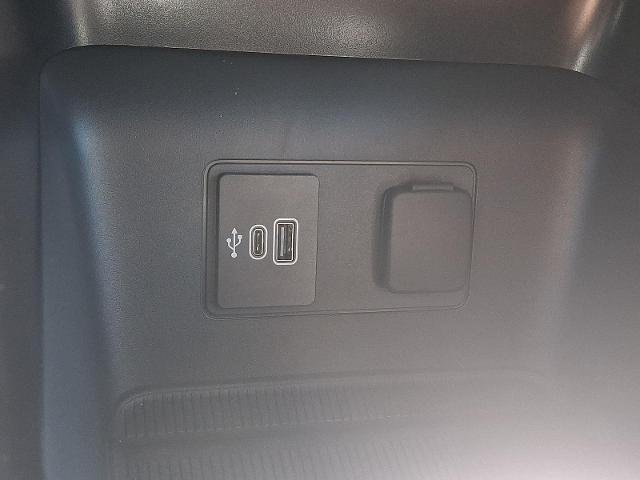 New 2026 Agate Black Metallic Ford Active image 36