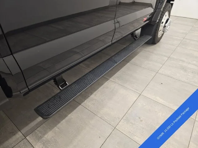 New 2027 Agate Black Metallic Ford F-450® Platinum® image 13
