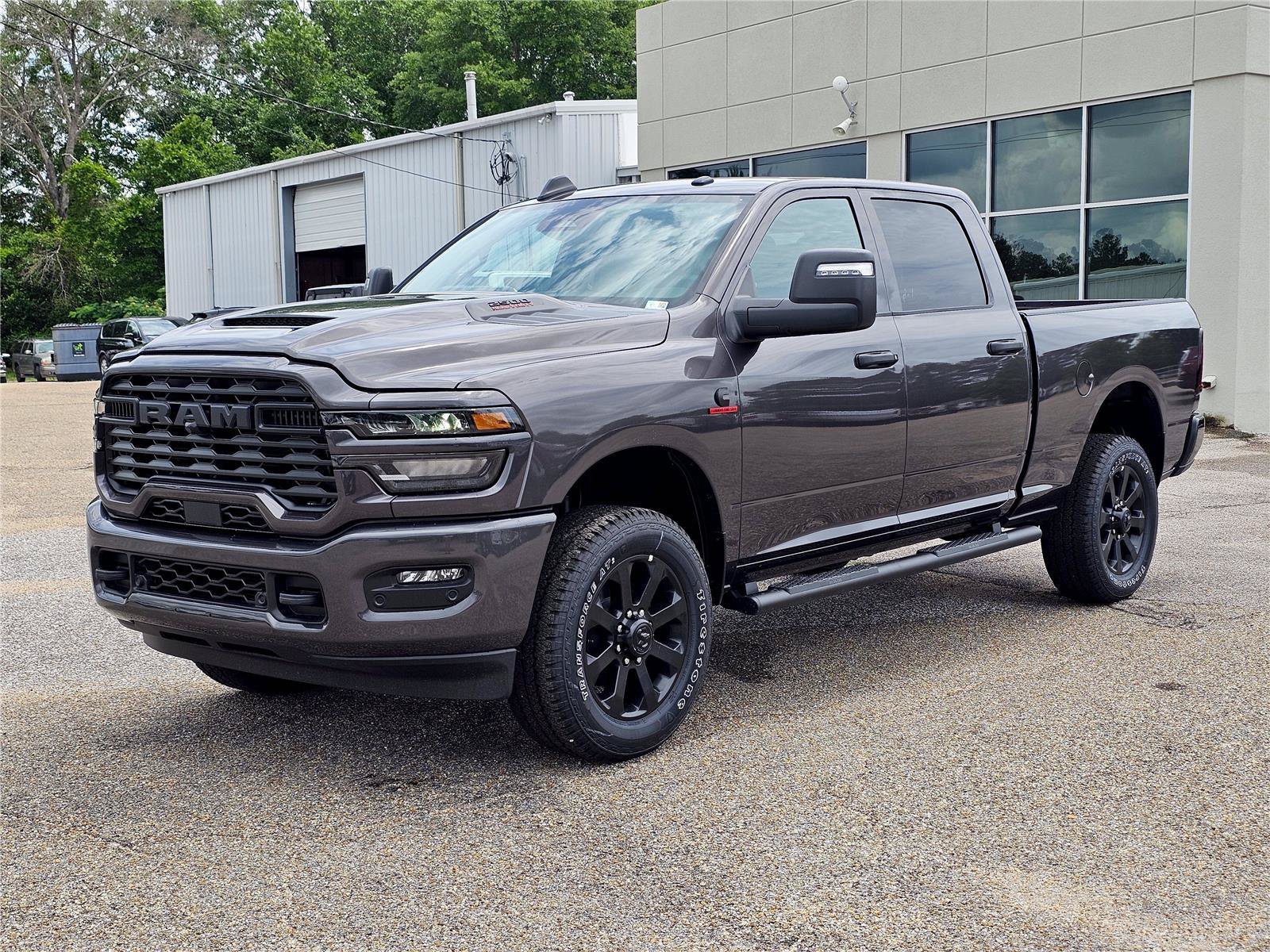 New 2026 Granite Crystal Metallic Clear-Coat Exterior Paint RAM Black Express image 1