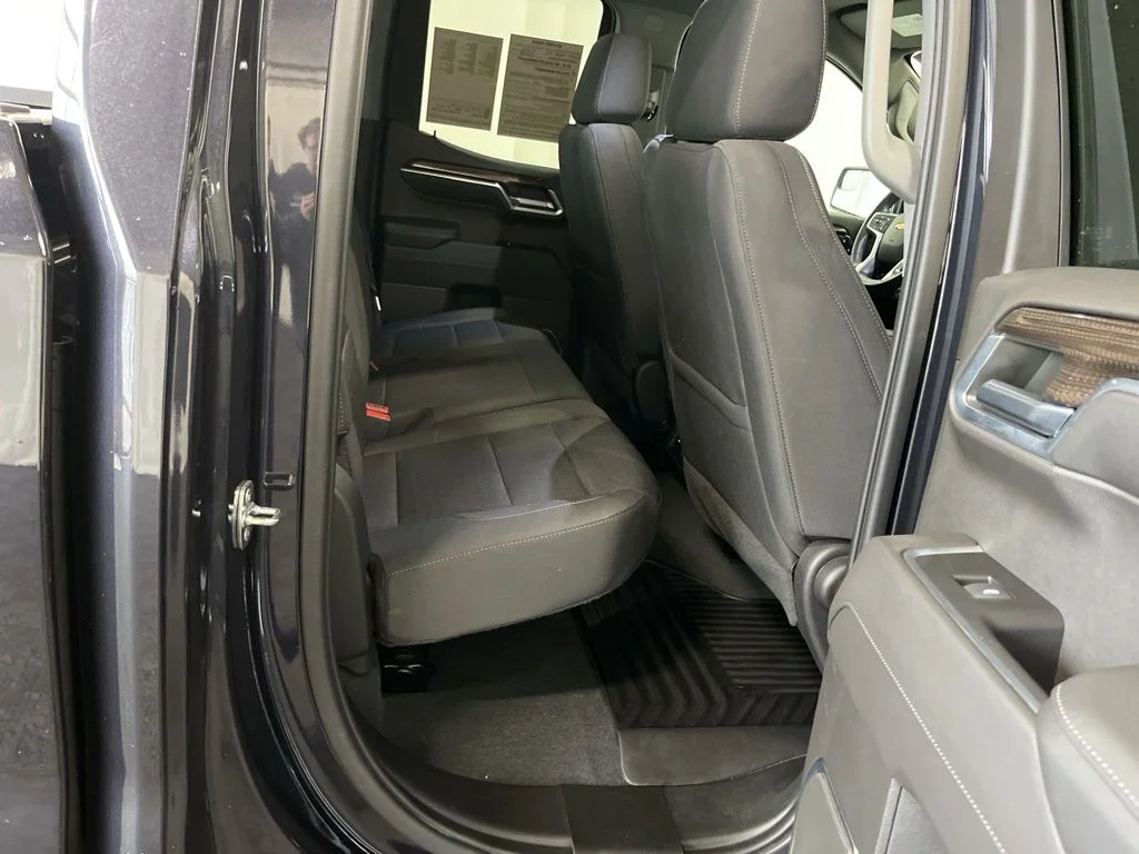 Used 2022 Gray Chevrolet LT image 15