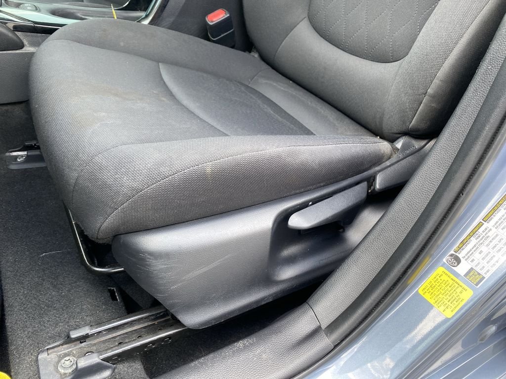 Used 2021 Celestite Toyota LE image 12