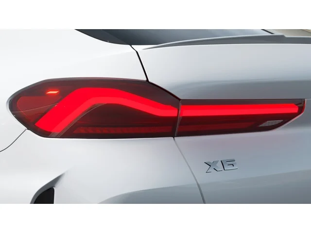 New 2027 Mineral White Metallic BMW  image 8