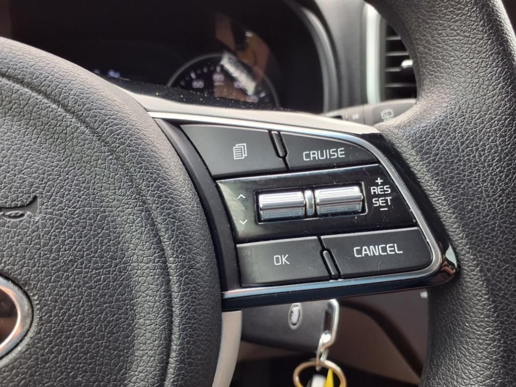 2022 Kia Sportage LX - Photo 16