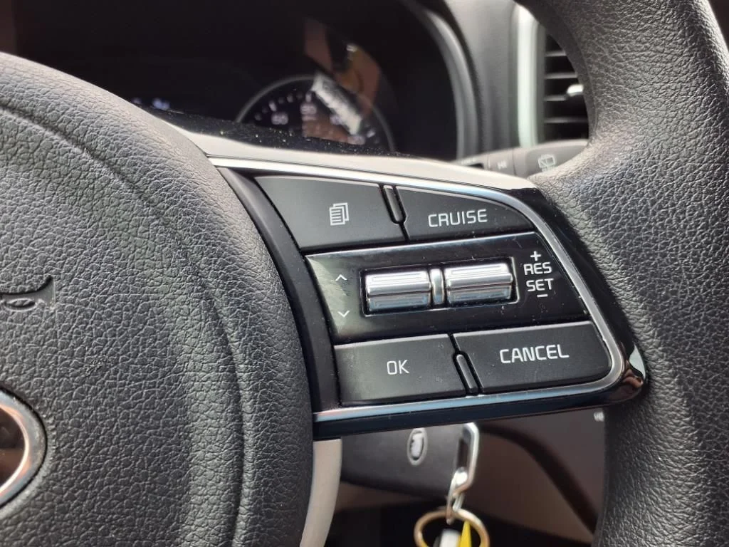 2022 Kia Sportage LX - Photo 16