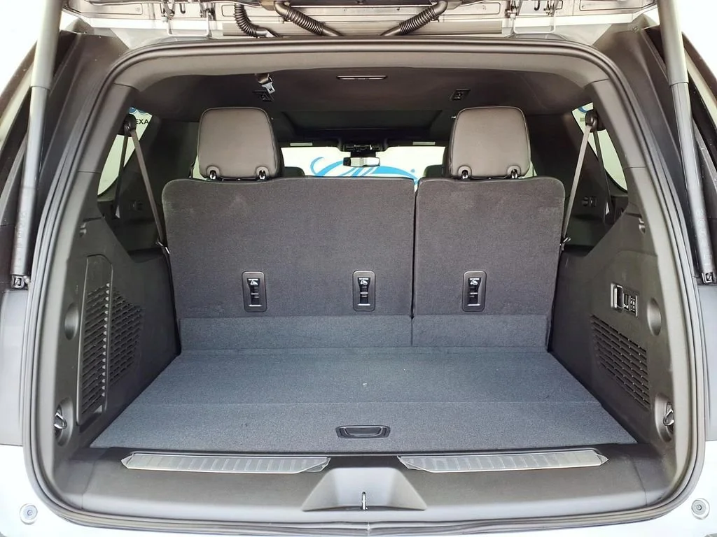New 2026 Sterling Metallic GMC Denali image 10