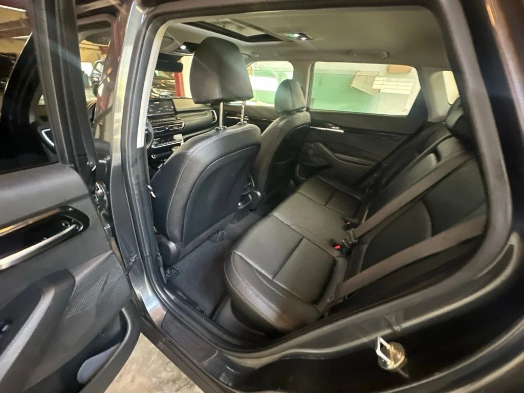 Used 2021 Gray Kia SX image 22