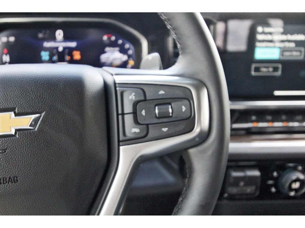 Used 2026 Black Chevrolet LT image 19