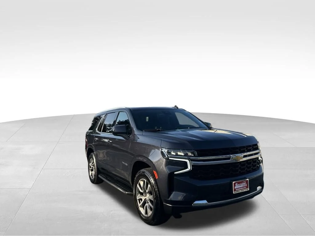 Used 2023 Gray Chevrolet LS image 8