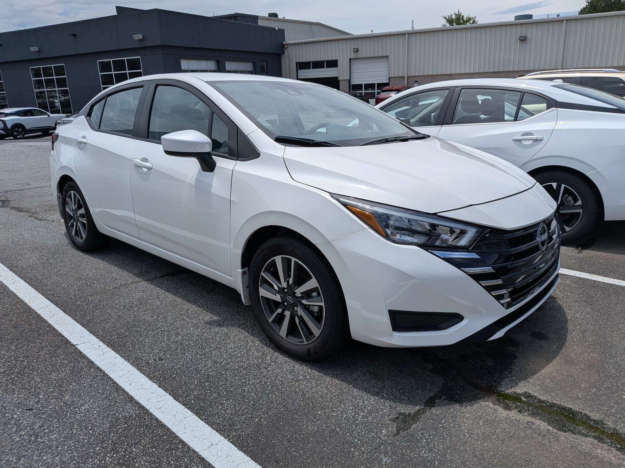 Certified Used 2025 White Nissan 1.6 SV image 1