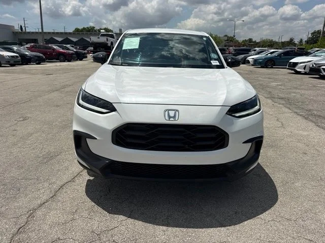 Used 2025 White Honda Sport image 8