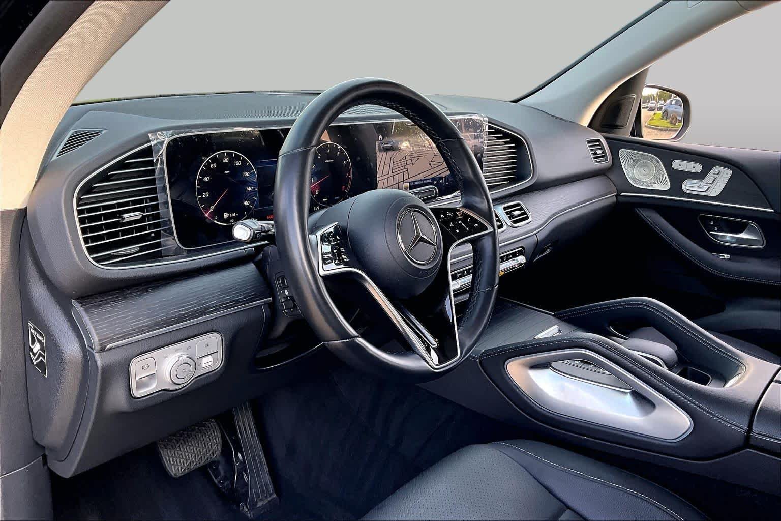 Used 2026 Black Mercedes-Benz GLE 350 image 16