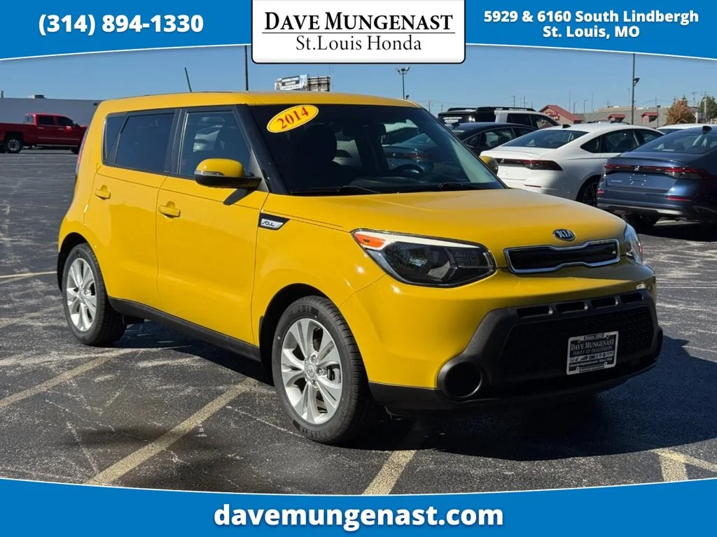 Used 2014 Yellow Kia Plus image 1