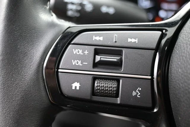 Used 2024 White Honda EX-L image 30