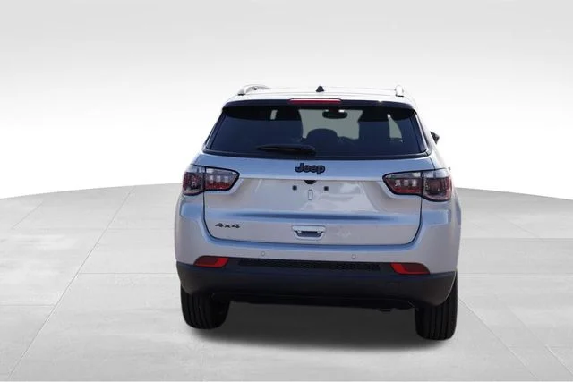 New 2026 Silver Jeep Limited image 4